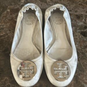 SOLD-Tori Burch sz 8